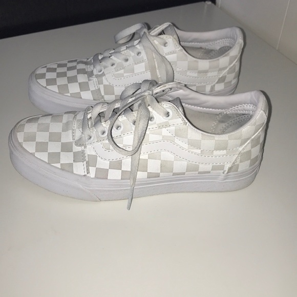 Vans Shoes - White checkered vans low